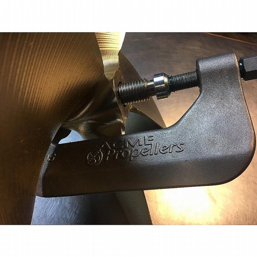 ACME Propellers ACME C Clamp 228S Pullers hos Froggy